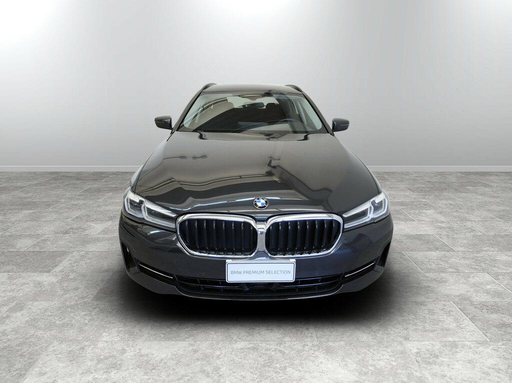 BMW Serie 5 530d Touring mhev 48V xdrive Business auto