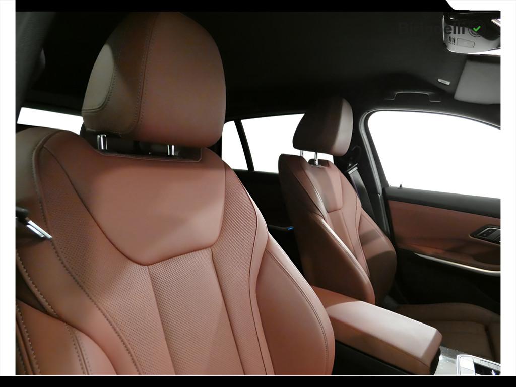 BMW Serie 3 320d Touring mhev 48V Msport auto