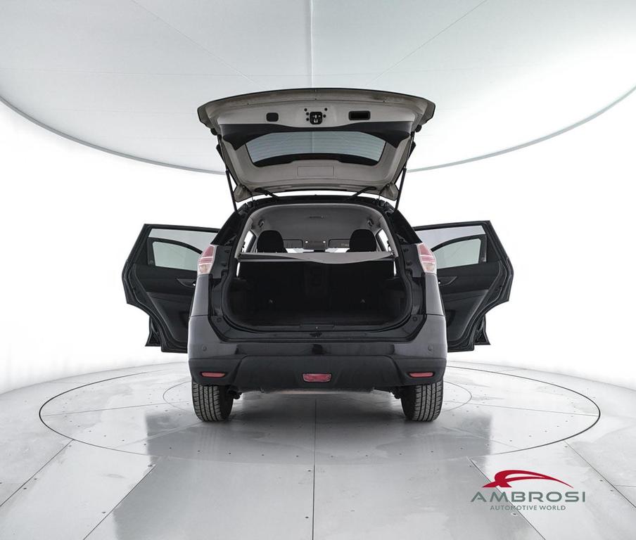 Nissan X-Trail 1.6 dci Tekna 2wd xtronic E6