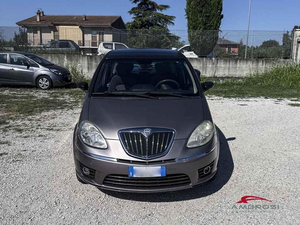 Lancia Musa 1.4 16v Oro Plus E5