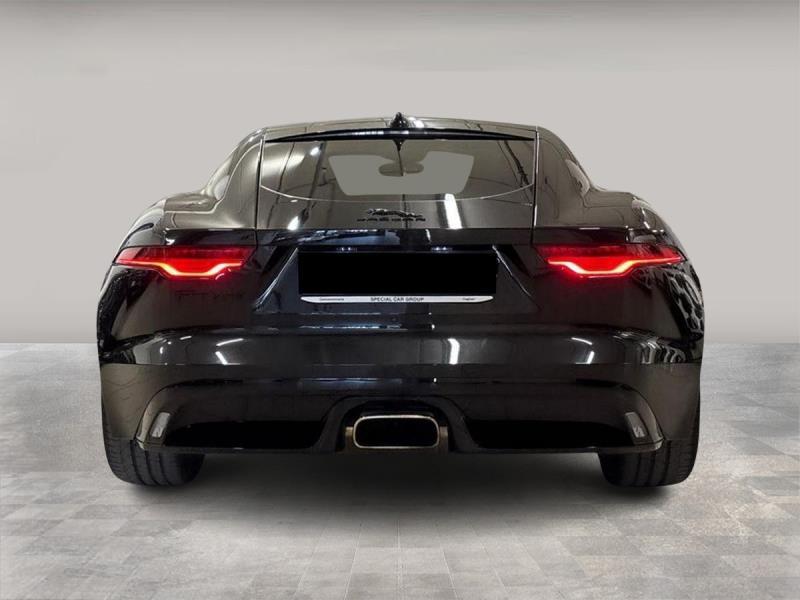 Jaguar F-Type Coupe 2.0 P300 R-Dynamic Black rwd auto