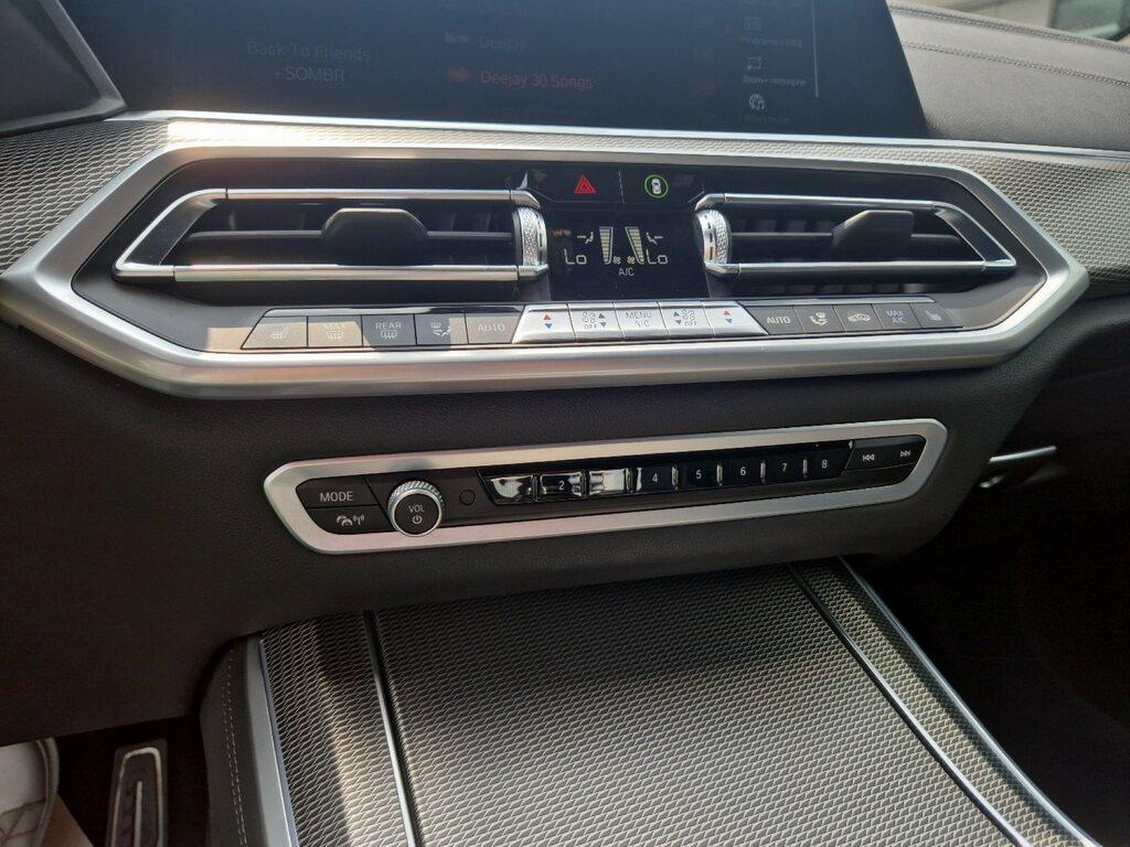 BMW X5 xdrive30d mhev 48V Msport auto