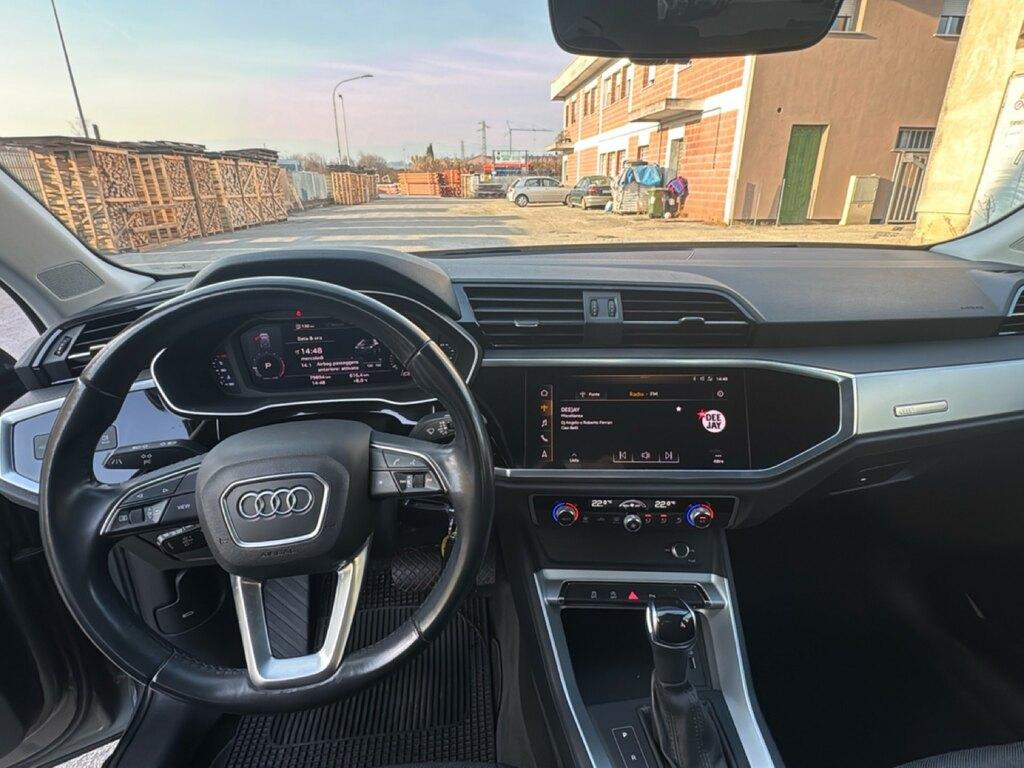 Audi Q3 35 1.5 tfsi Business Advanced s-tronic