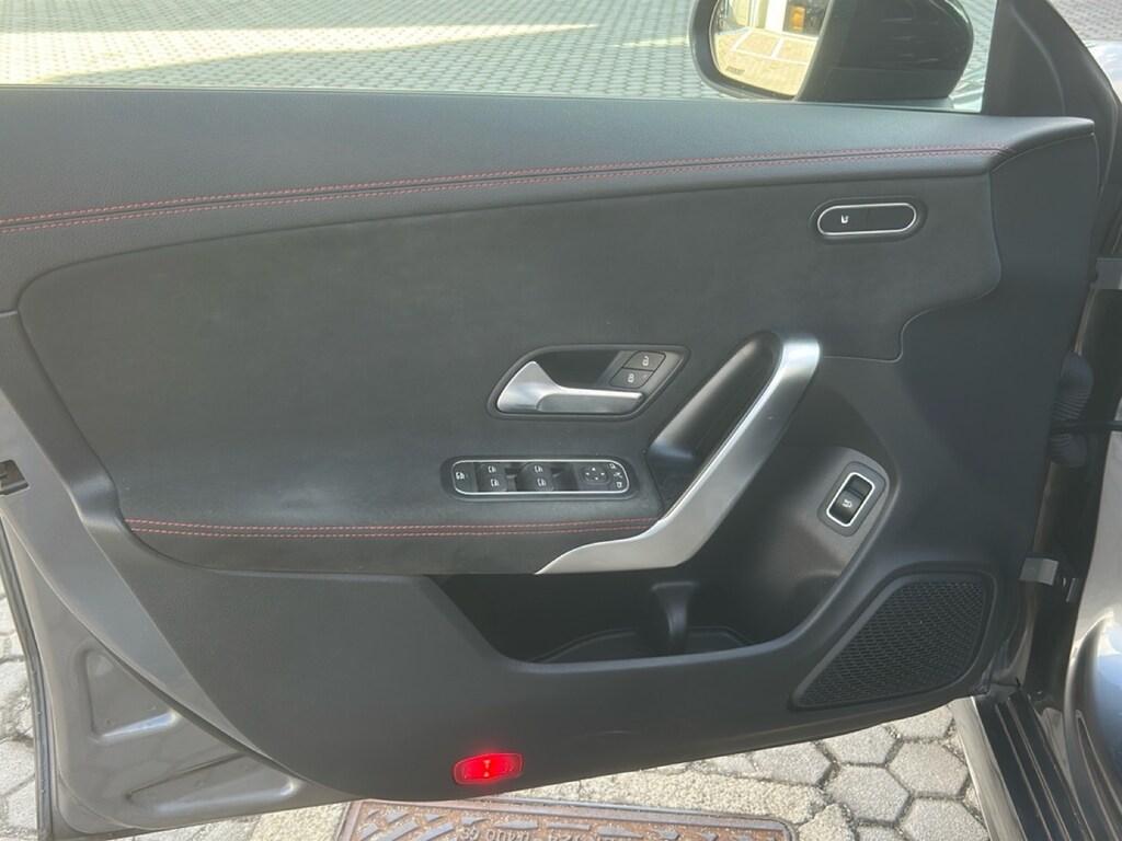 Mercedes CLA Shooting Brake 180 AMG Line Advanced Plus auto