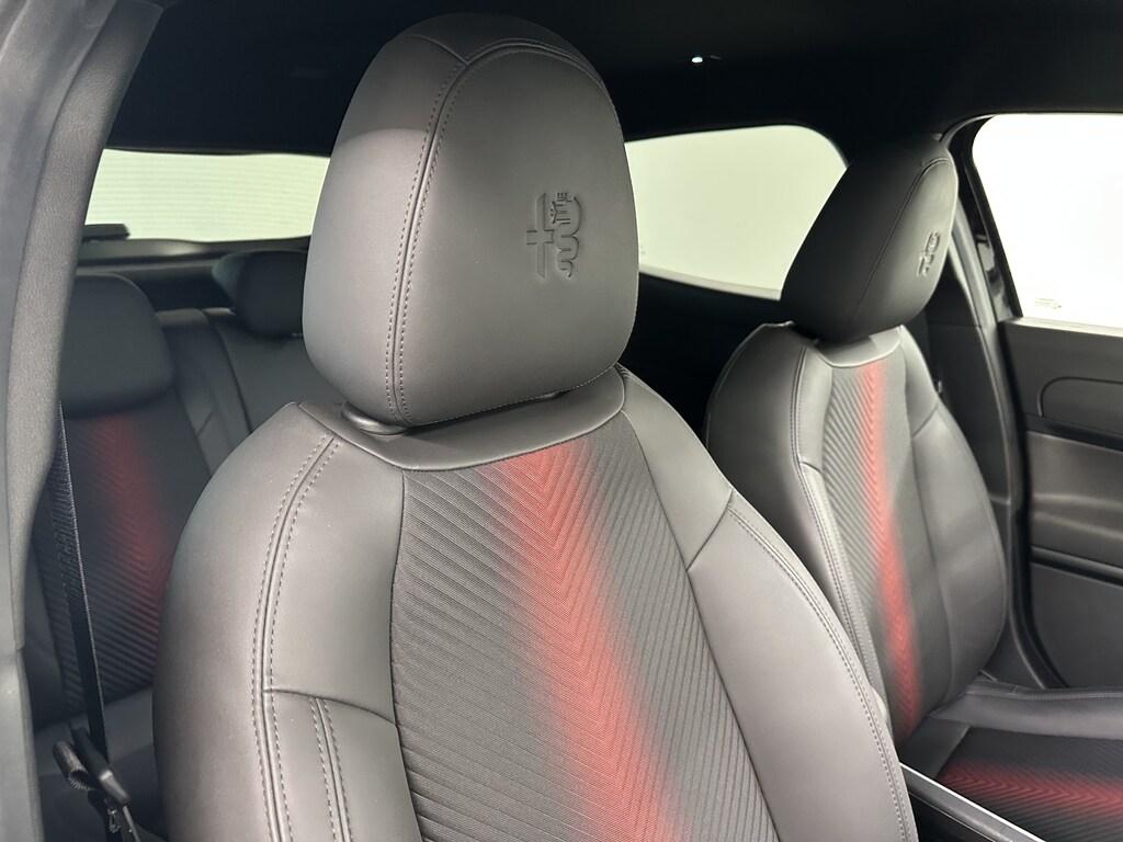 Alfa Romeo Alfa Romeo Junior 1.2 ibrida Speciale 136cv edct6