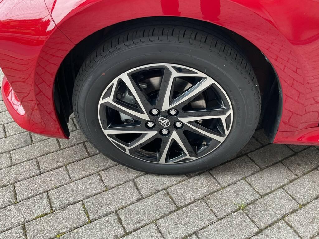 Toyota Yaris 1.5h Style