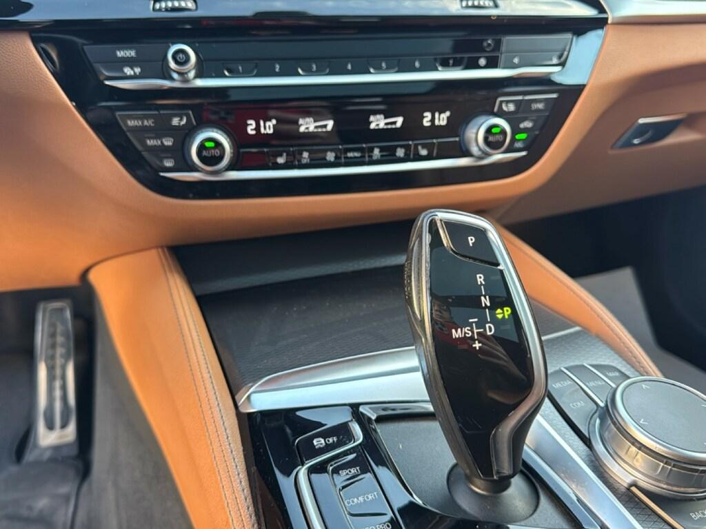 BMW Serie 5 540d Touring mhev 48V xdrive Msport auto