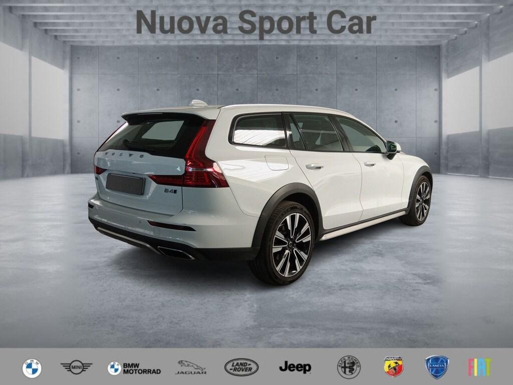 Volvo V60 c.country 2.0 B4 Business Pro awd auto