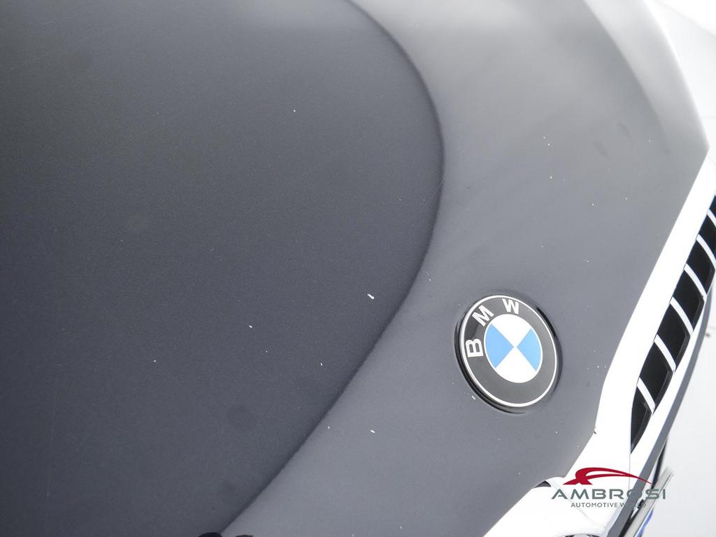 BMW Serie 5 530d Touring mhev 48V xdrive Msport auto