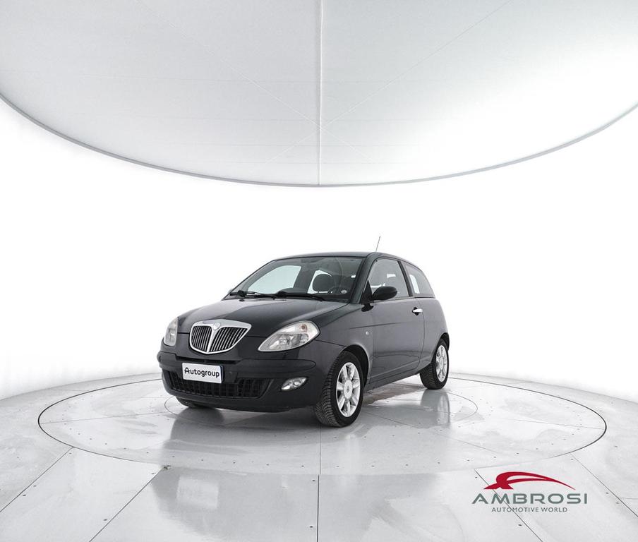 Lancia Ypsilon 1.3 mjt Platino
