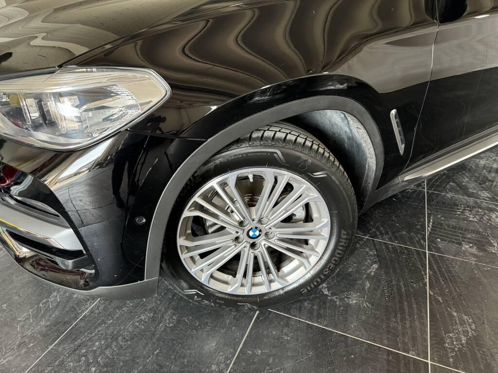 BMW X3 xdrive20d Luxury 190cv auto my19