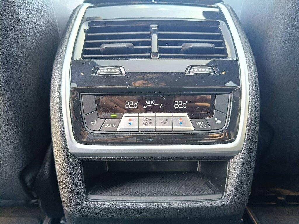 BMW X5 M X5 M60i auto