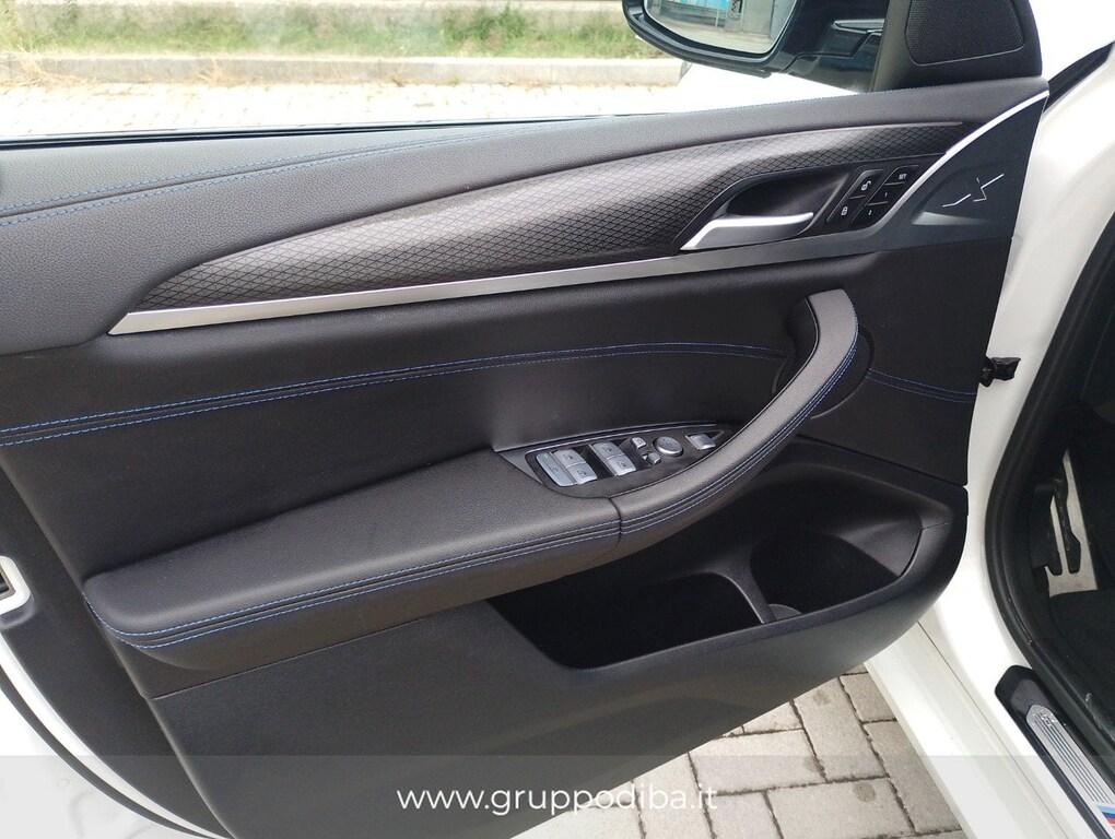 BMW X4 M X4 xdrive M40d mhev 48V auto