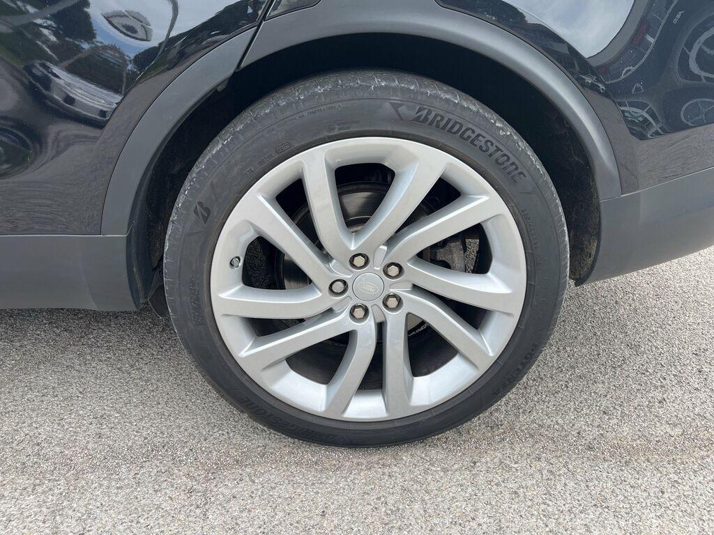 Land Rover Discovery 3.0 td6 First Edition 249cv 7p.ti auto