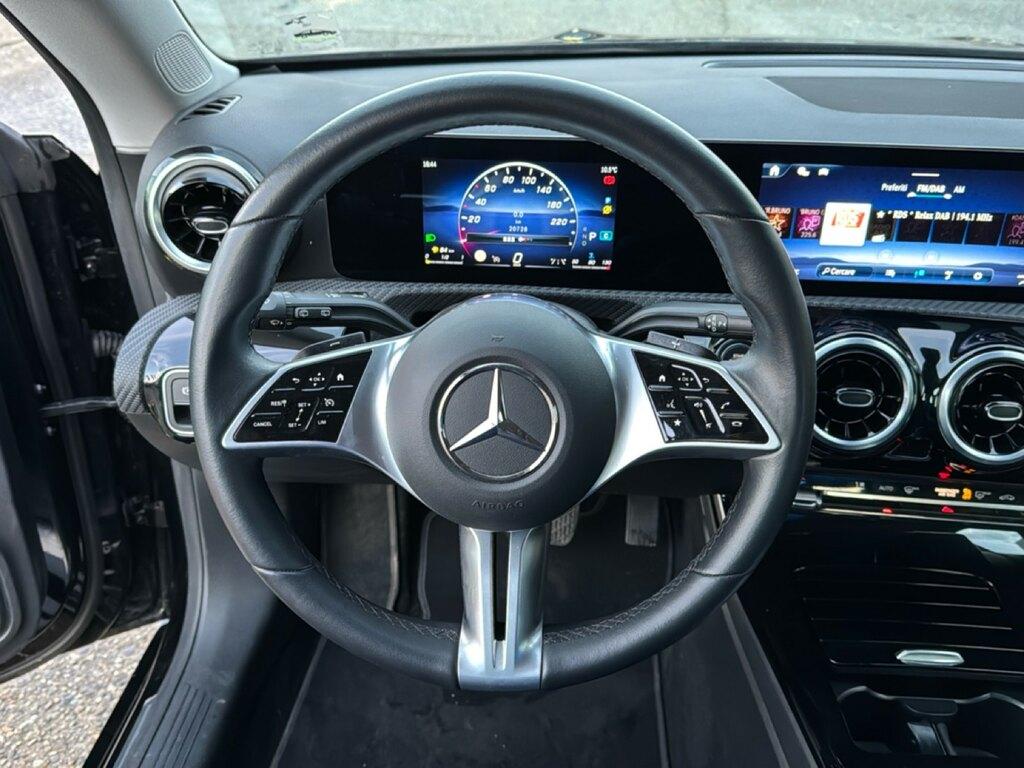 Mercedes CLA Shooting Brake 180 d Advanced auto