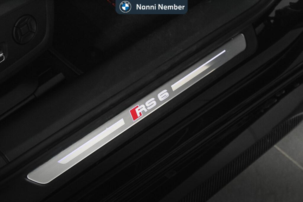 Audi RS6 Avant 4.0 mhev performance quattro tiptronic