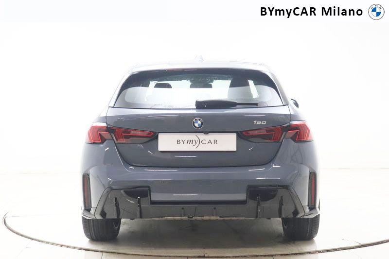 BMW Serie 1 120 48V MSport auto
