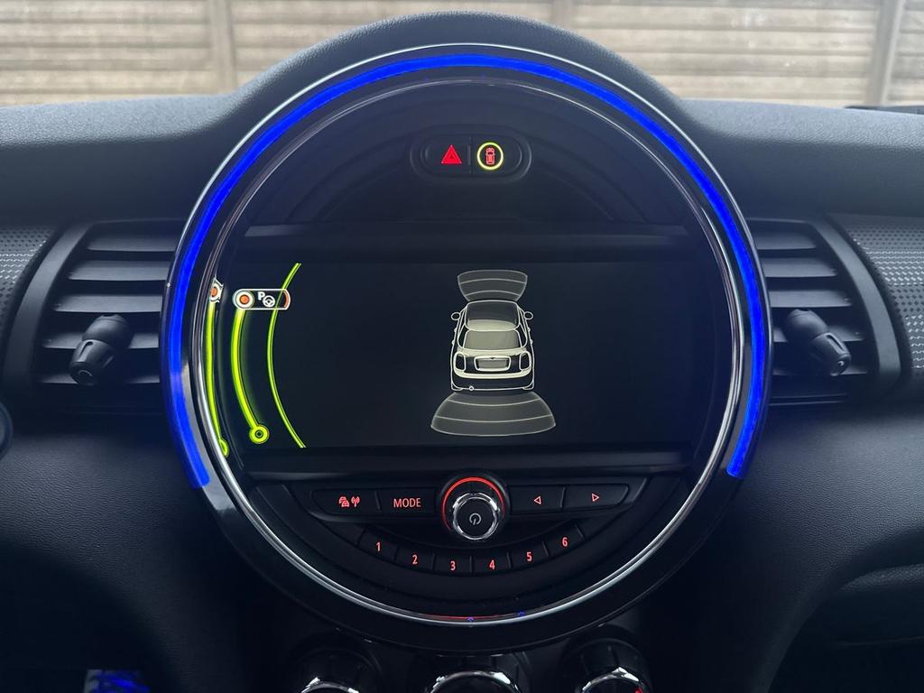 Mini Cooper 1.5 Cooper Hype Auto