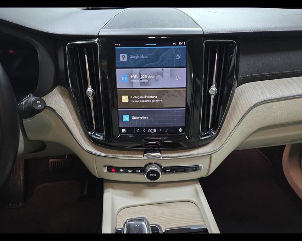 Volvo XC60 2.0 B4 Inscription awd auto