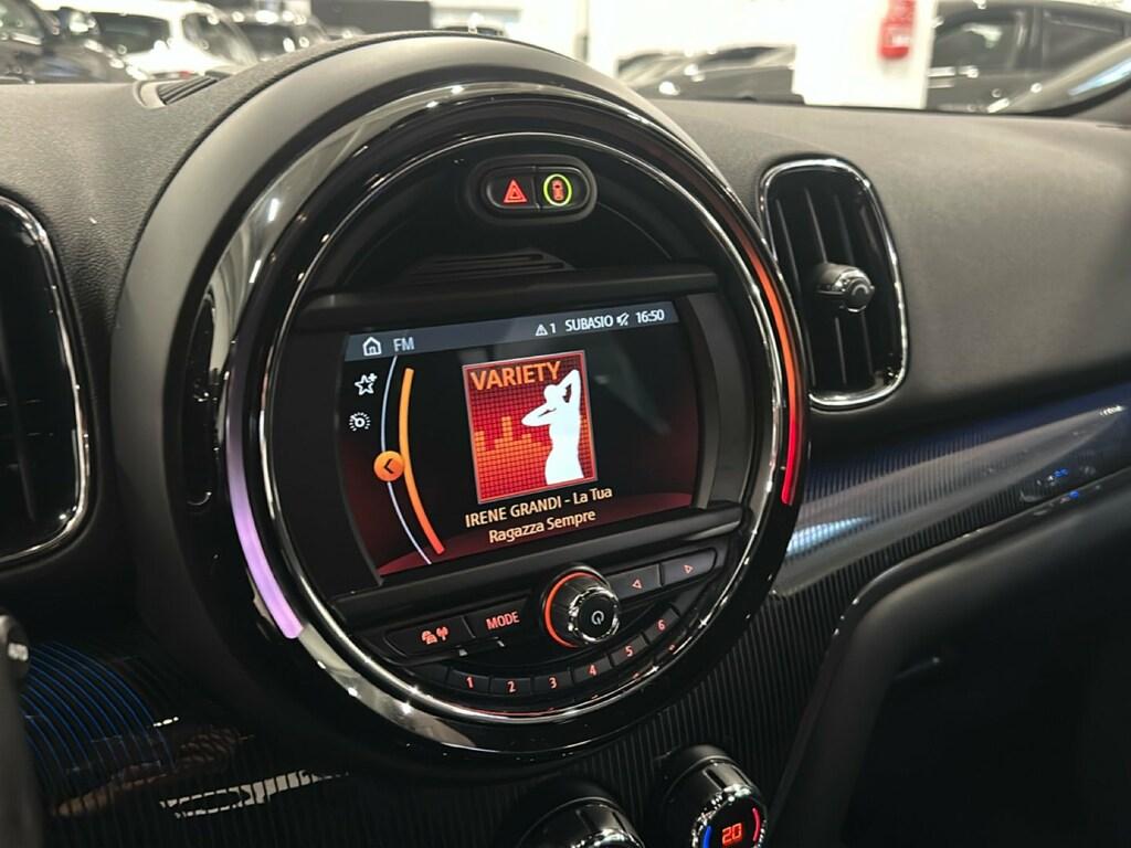 Mini One Countryman 1.5 TwinPower Turbo One Hype Steptronic