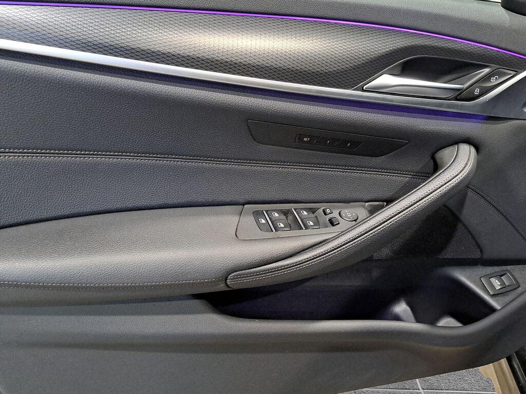 BMW Serie 5 520d Touring mhev 48V xdrive Msport auto
