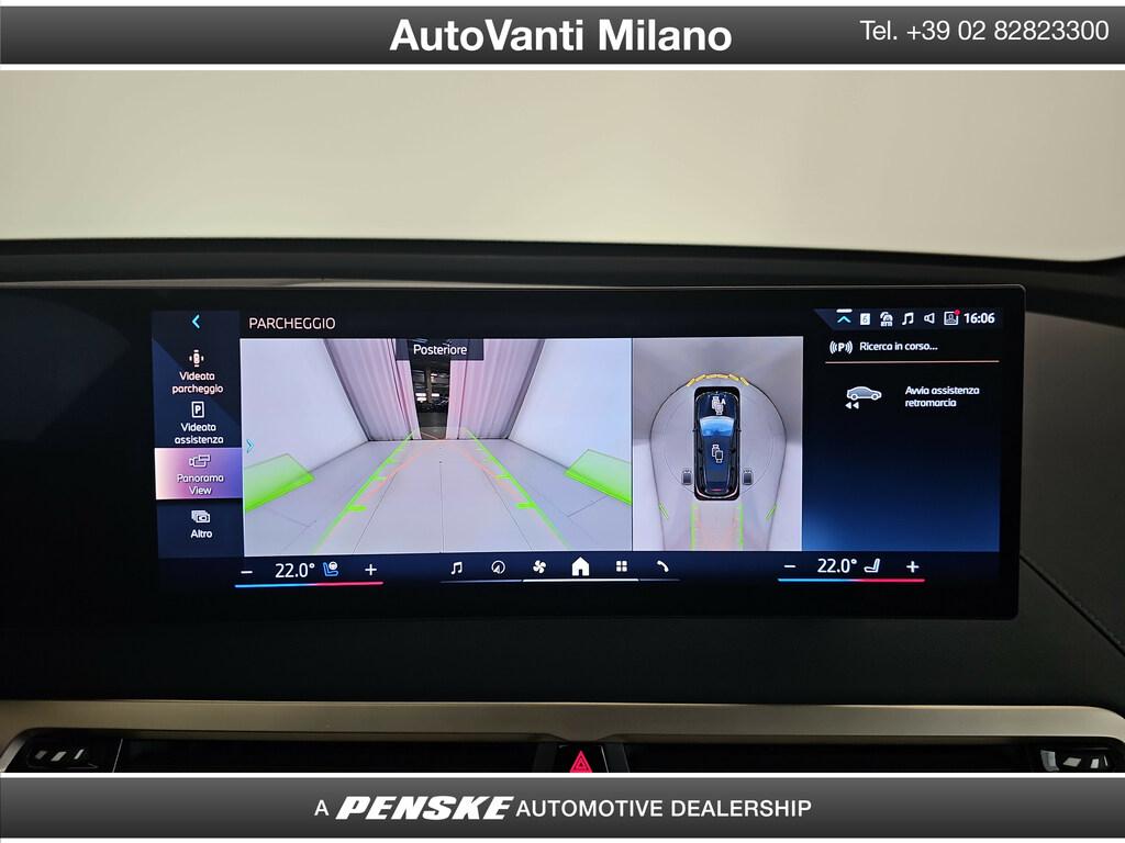 BMW iX xdrive40 pacchetto sportivo