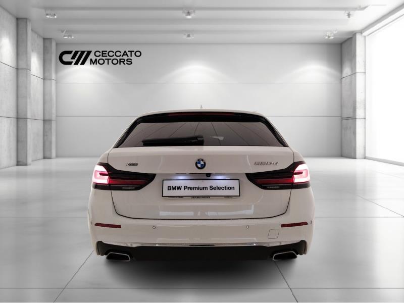 BMW Serie 5 520d Touring mhev 48V xdrive Luxury auto