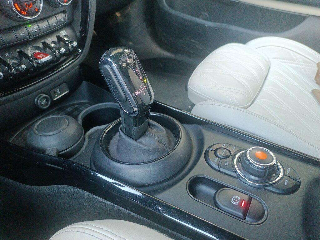 Mini Cooper D Clubman 2.0 Cooper D Mayfair Edition auto