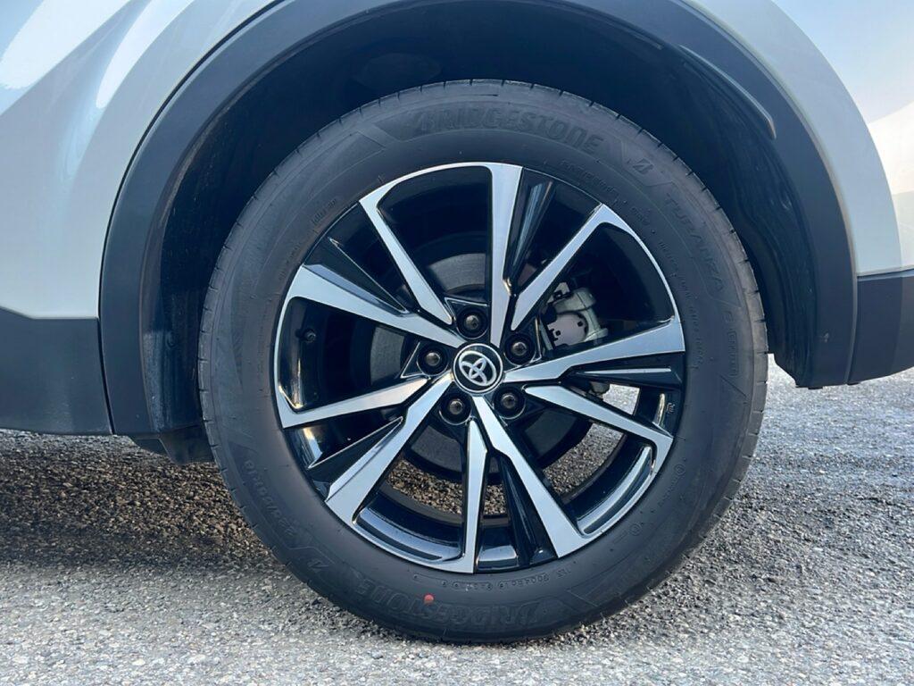 Toyota C-HR 1.8 hv Trend fwd e-cvt