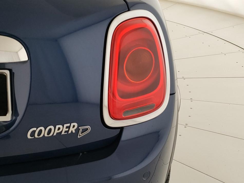 Mini Cooper D 1.5 D Cooper D Business XL Auto