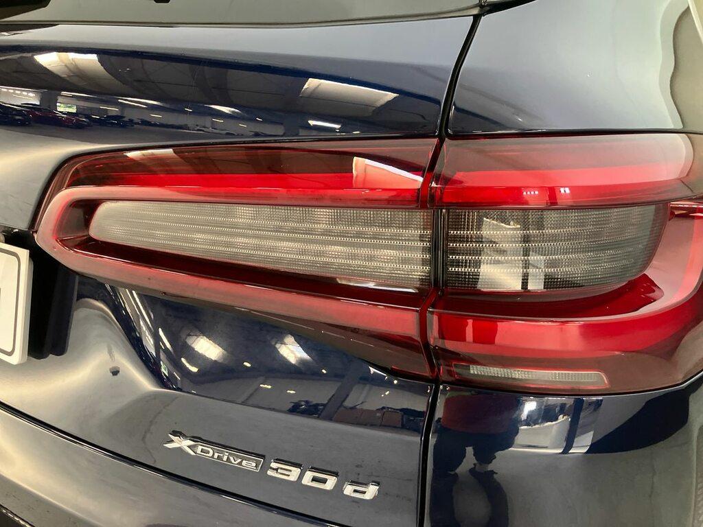 BMW X5 xdrive30d mhev 48V Business auto