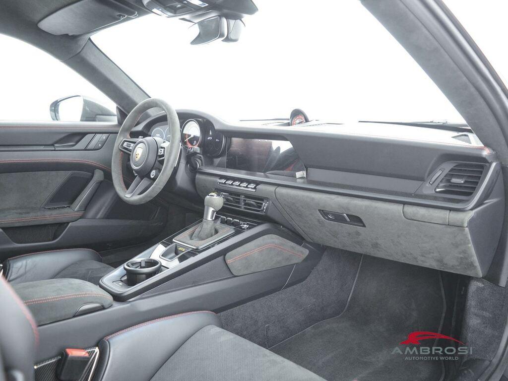 Porsche 911 Coupe 4.0 GT3 auto