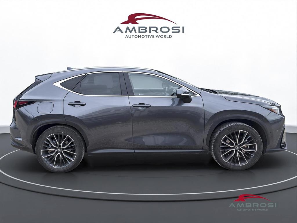 Lexus NX 2.5 plug-in Luxury 4wd e-cvt