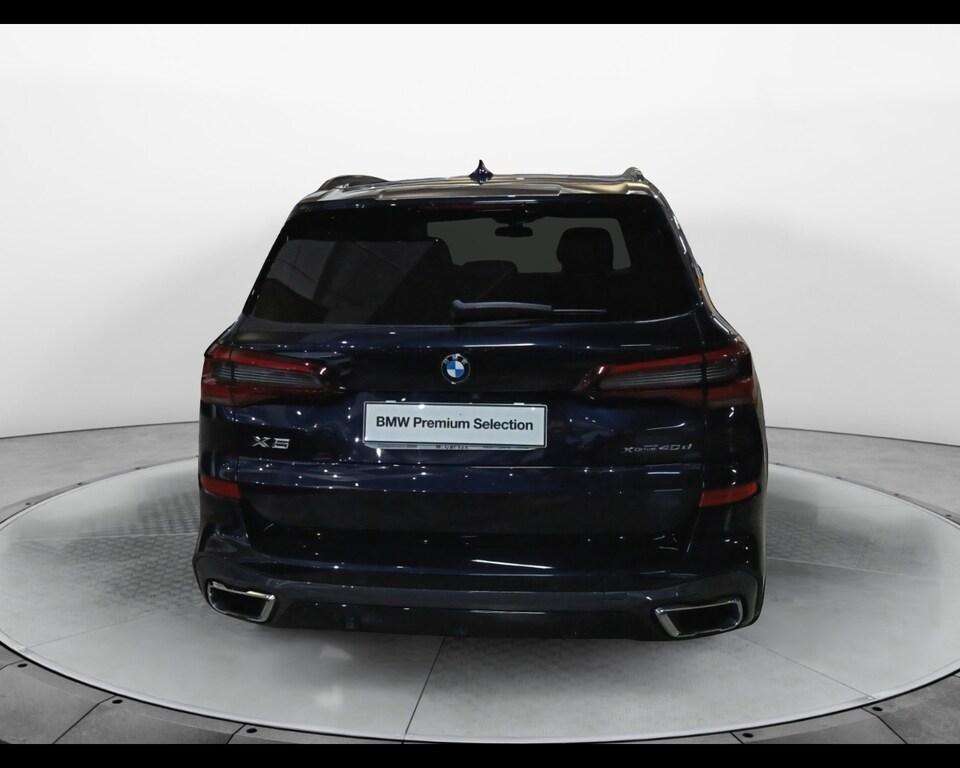 BMW X5 xdrive40d mhev 48V Msport auto