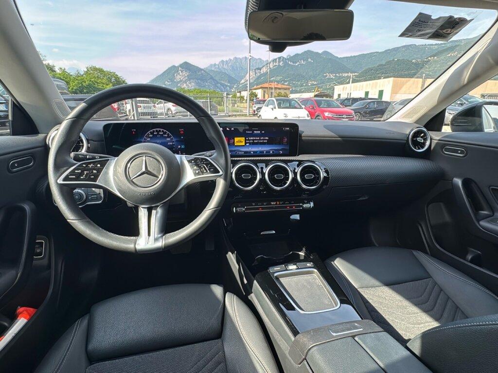 Mercedes CLA Shooting Brake 180 d Advanced auto