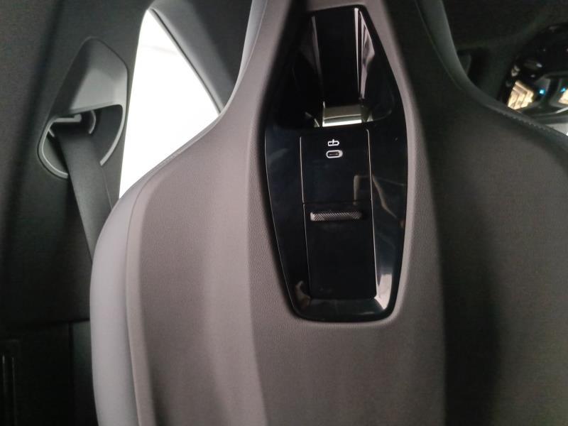 BMW iX xdrive50 pacchetto sportivo
