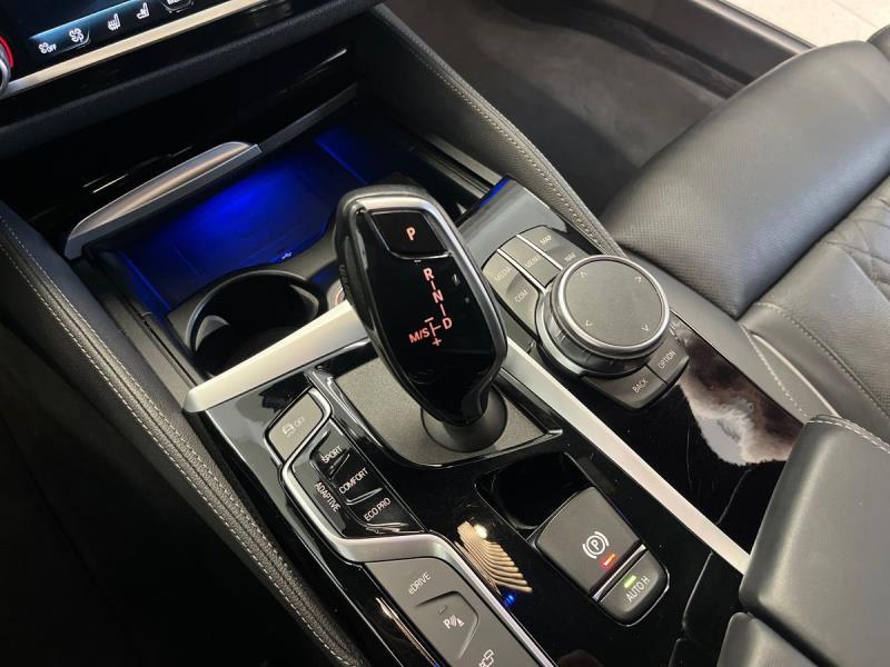 BMW Serie 5 530e xdrive Luxury auto