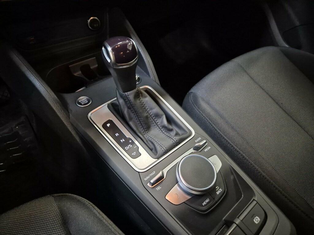 Audi Q2 30 2.0 tdi Business s-tronic