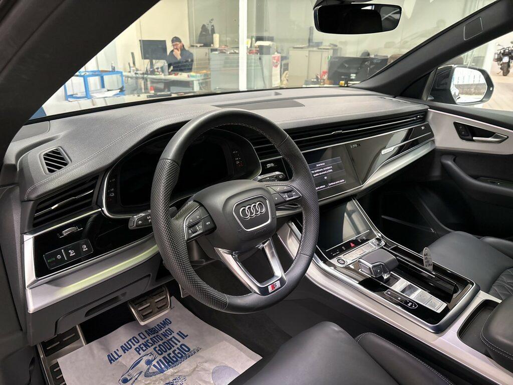 Audi Q8 55 3.0 tfsi e Sport quattro tiptronic