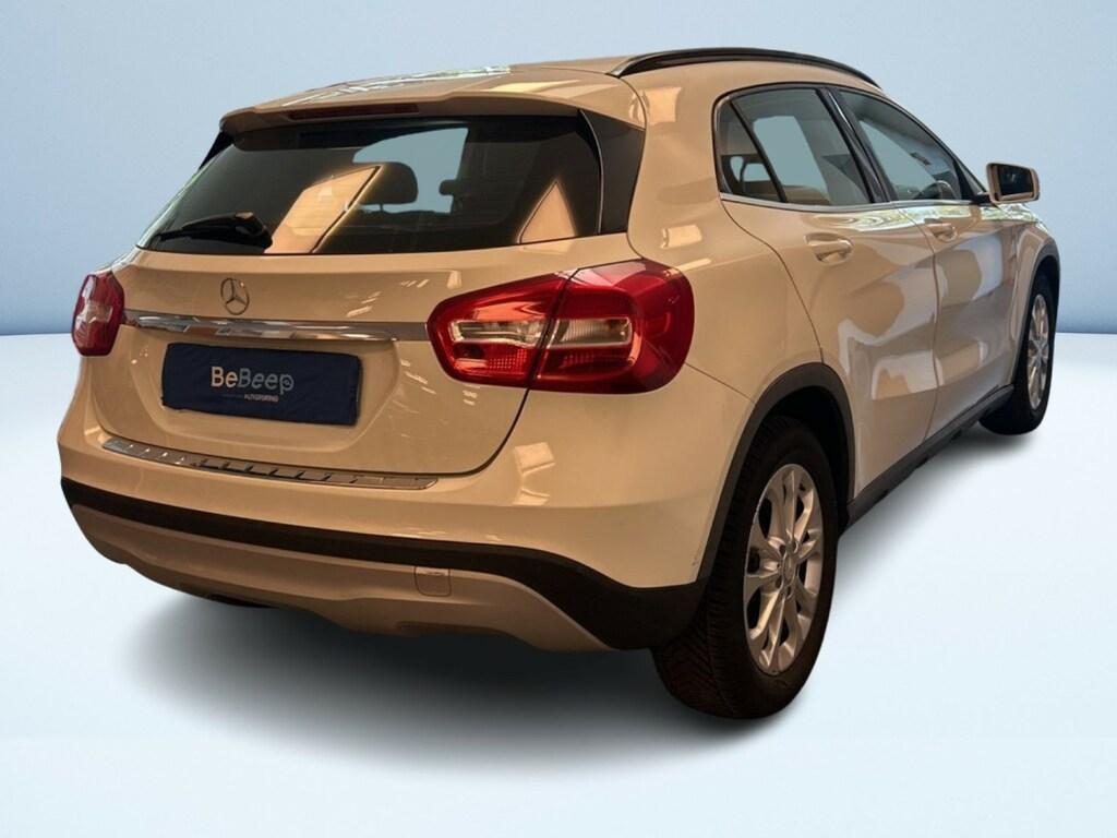 Mercedes GLA 180 d Business auto