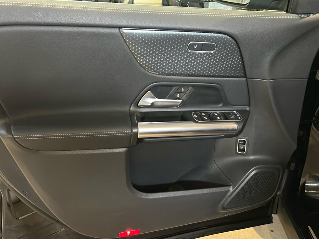 Mercedes GLA 180 d Progressive Advanced auto