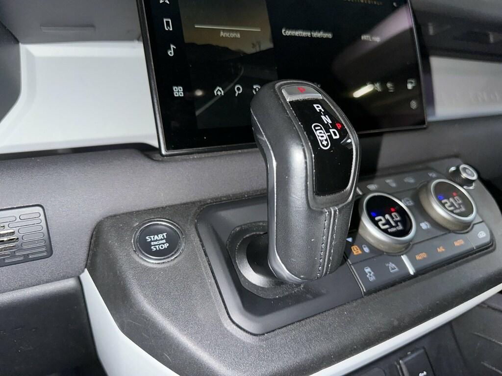 Land Rover Defender 110 2.0d sd4 awd 200cv auto