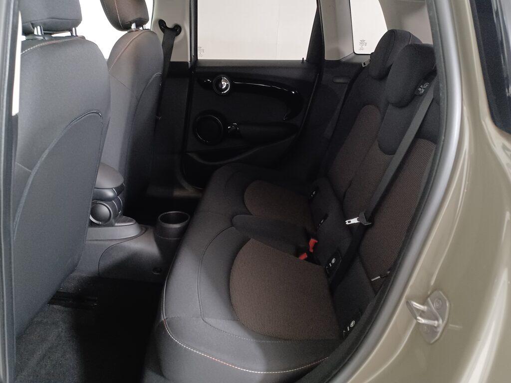Mini Cooper D 1.5 TwinPower Turbo Cooper D Hype DCT