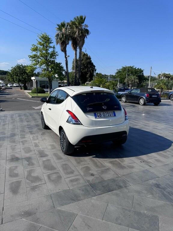 Lancia Ypsilon 1.0 hybrid Silver s&s 70cv