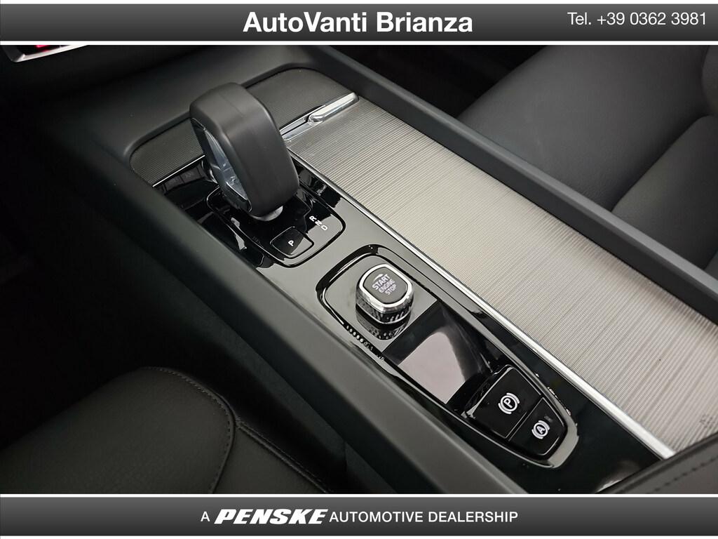 Volvo XC60 2.0 T6 recharge plug-in hybrid Inscription awd auto