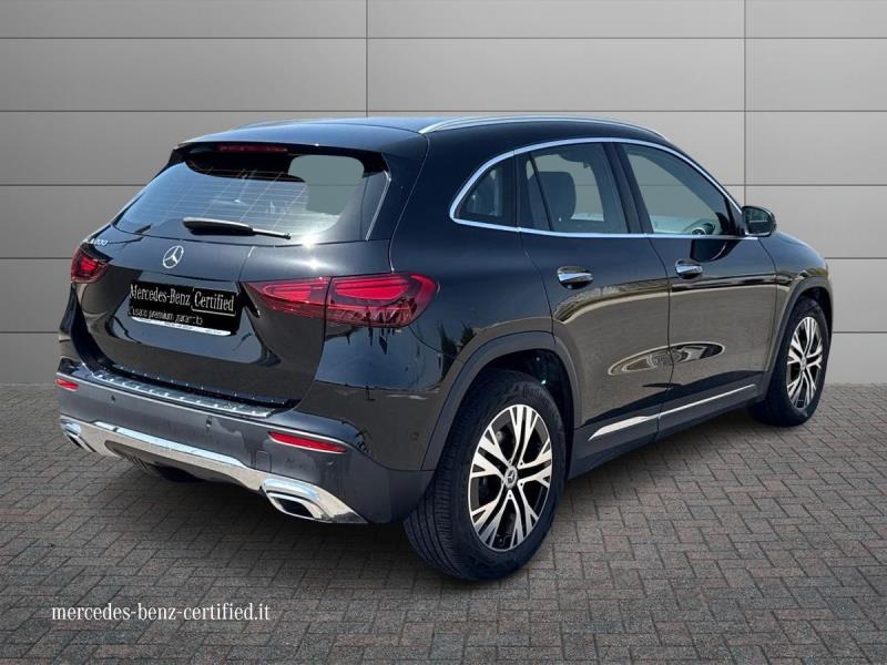 Mercedes GLA 200 Advanced auto