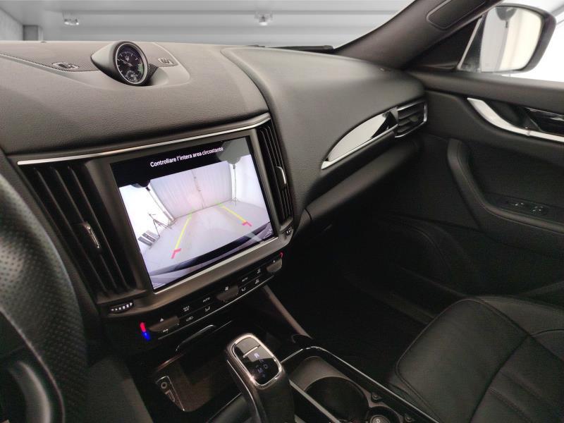 Maserati Levante 3.0 V6 250cv auto my19