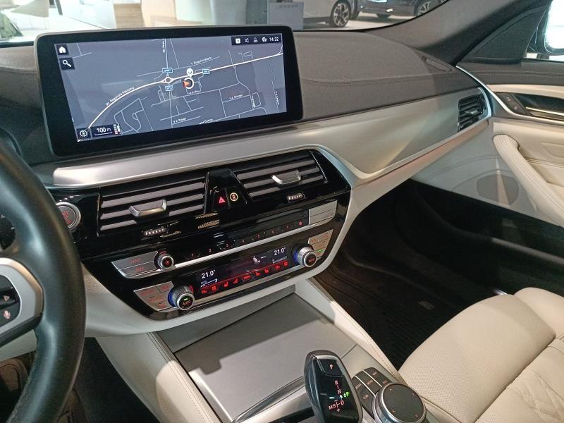 BMW Serie 5 530d Touring mhev 48V xdrive Msport auto