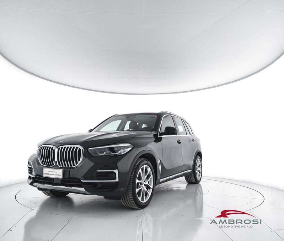 BMW X5 xdrive40d mhev 48V Msport auto