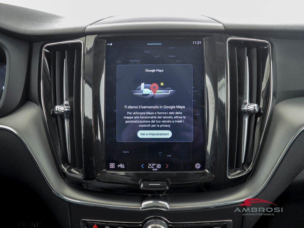 Volvo XC60 2.0 B4 Momentum auto